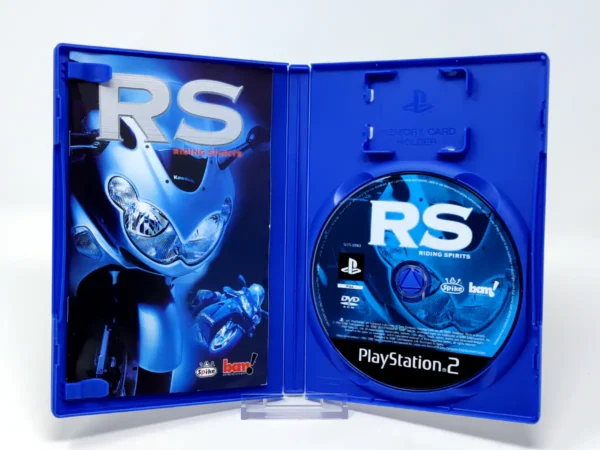 Interior del juego RS: Riding Spirits (ESP) para PlayStation 2 con disco y manual
