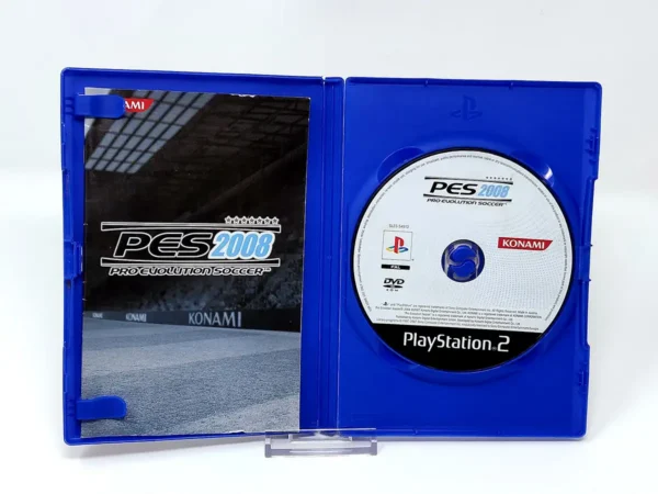 Interior del juego PES 2008: Pro Evolution Soccer (ESP) para PlayStation 2 con disco y manual