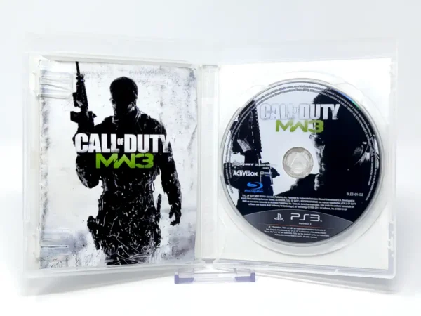 Interior del juego Call of Duty: Modern Warfare 3 (ESP) para PlayStation 3 con disco y manual