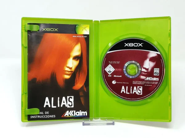 Interior del juego Alias (ESP) para XBOX con disco y manual