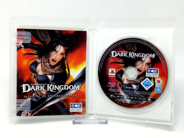 Interior del juego Untold Legends: Dark Kingdom (ESP) para PlayStation 3 con disco y manual
