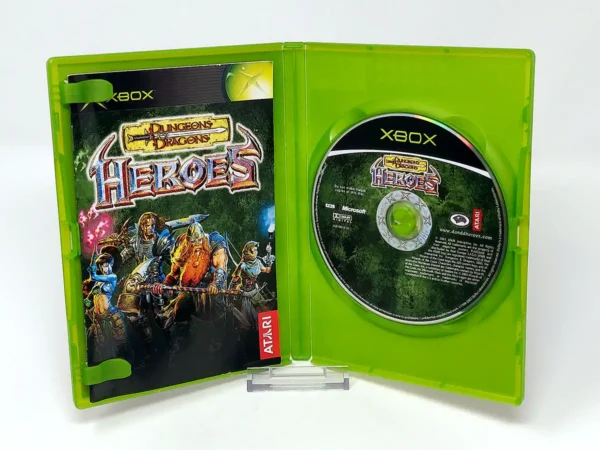 Interior del juego Dungeons & Dragons: Heroes (ESP) para XBOX con disco y manual
