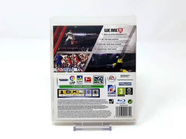 Parte trasera de FIFA 11 (UK) para PlayStation 3, edición PAL UK