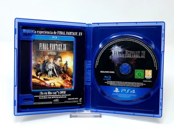 Interior del juego Final Fantasy XV (Day One Edition) (ESP) para PlayStation 4 con disco y manual