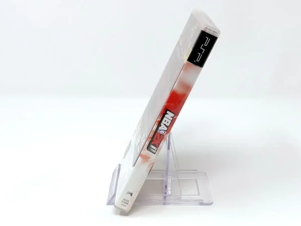 Lateral de la caja de NBA 2K11 (ESP) para PSP