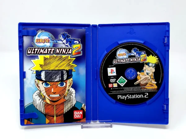 Interior del juego Naruto: Ultimate Ninja 2 (UK) para PlayStation 2 con disco y manual