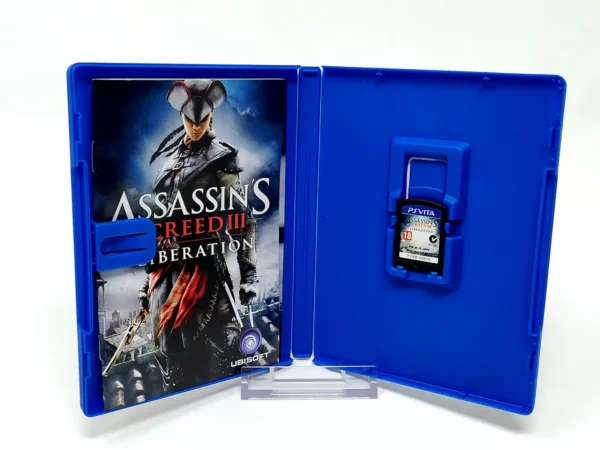 Interior del juego Assassin's Creed III: Liberation (ESP) para PS Vita con disco y manual