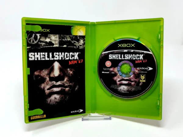 Interior del juego ShellShock: Nam '67 (UK) para XBOX con disco y manual