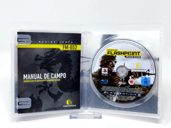 Interior del juego Operation Flashpoint: Dragon Rising (ESP) para PlayStation 3 con disco y manual