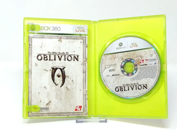 Interior del juego The Elder Scrolls IV: Oblivion (ESP) para XBOX 360 con disco y manual