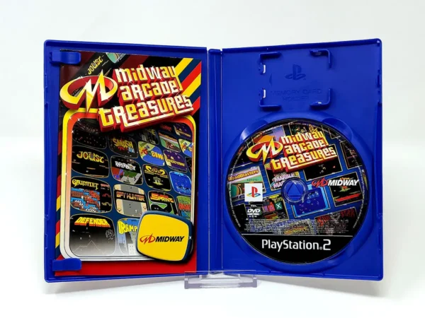 Interior del juego Midway Arcade Treasures (UK) para PlayStation 2 con disco y manual
