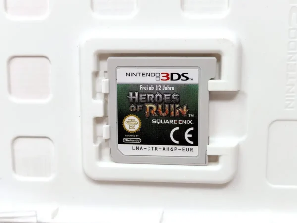 Lateral de la caja de Heroes of Ruin (ESP) para Nintendo 3DS