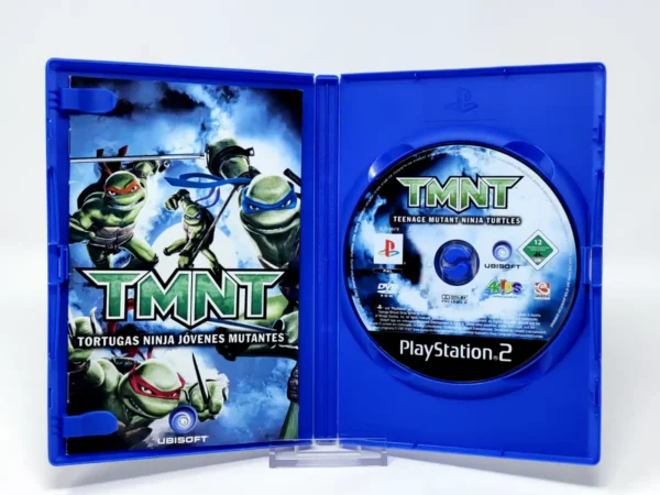 Interior del juego TMNT: Tortugas Ninja Jóvenes Mutantes (ESP) para PlayStation 2 con disco y manual