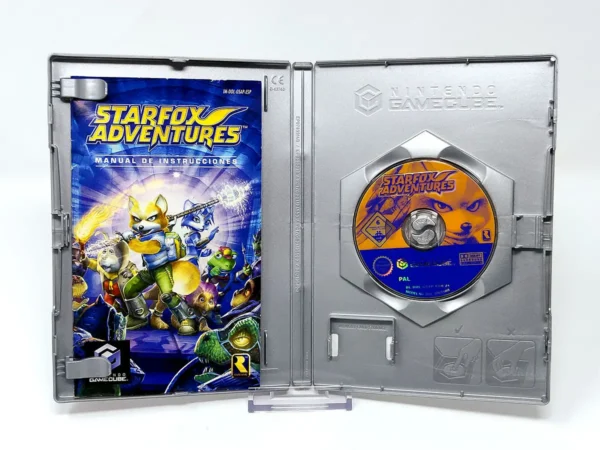 Interior del juego Star Fox Adventures (ESP) (Player's Choice) para Nintendo GameCube con disco y manual