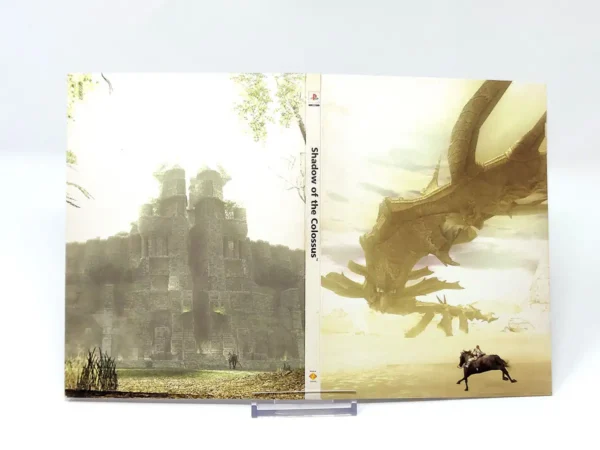 Interior del juego Shadow of the Colossus (Edición Limitada) (UK) para PlayStation 2 con disco y manual