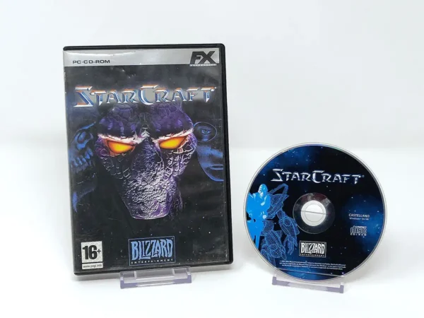 Interior del juego Starcraft (ESP) para PC con disco y manual