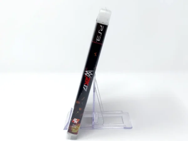 Lateral de la caja de WWE 2K17 (ESP) para PlayStation 3