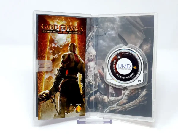 Interior del juego God of War: Chains of Olympus (ESP) (Platinum) para PSP con disco y manual