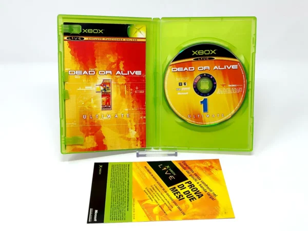 Interior del juego Dead or Alive  Ultimate (ESP) para XBOX con disco y manual