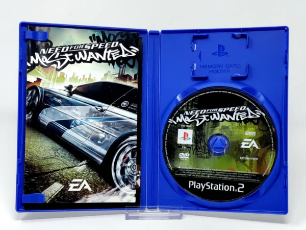 Interior del juego Need for Speed: Most Wanted (ESP) para PlayStation 2 con disco y manual