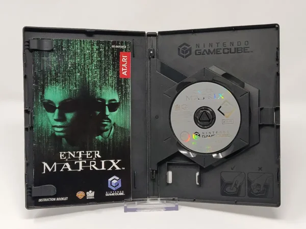 Lateral de la caja de Enter the Matrix (UK) para Nintendo GameCube