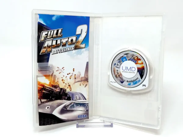 Interior del juego Full Auto 2: Battlelines (ESP) para PSP con disco y manual