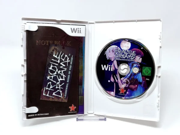 Interior del juego Fragile Dreams: Farewell Ruins of the Moon (ESP) para Nintendo Wii con disco y manual