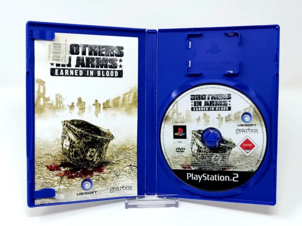 Interior del juego Brothers in Arms: Earned in Blood (ESP) para PlayStation 2 con disco y manual