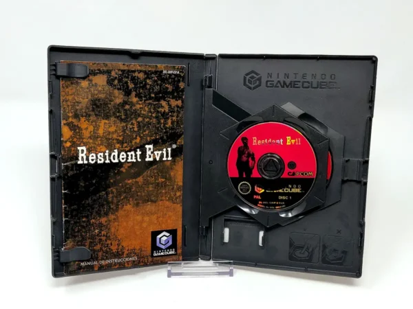Interior del juego Resident Evil (ESP) para Nintendo GameCube con disco y manual