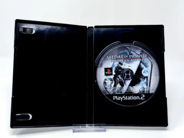 Interior del juego Medal of Honor: European Assault (ESP) (Rebajado) para PlayStation 2 con disco y manual