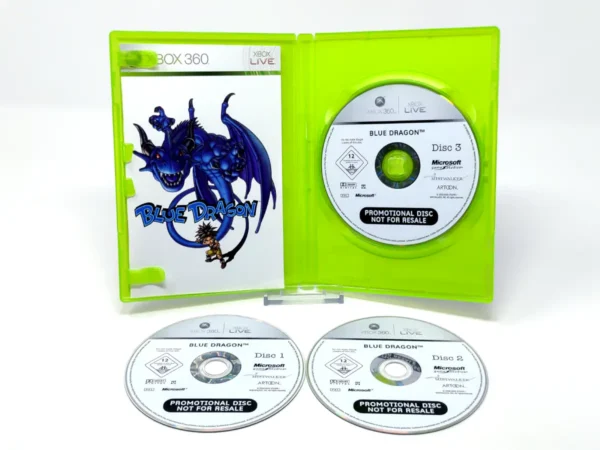 Interior del juego Blue Dragon (UK) (Promo) para XBOX 360 con disco y manual