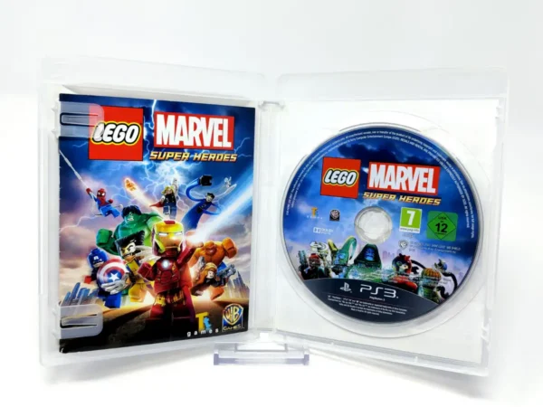 Interior del juego LEGO Marvel Super Heroes (ESP) para PlayStation 3 con disco y manual
