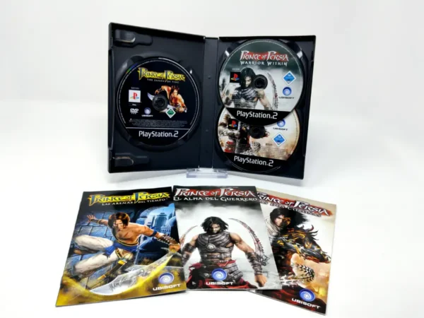 Interior del juego Prince of Persia: Trilogy (ESP) para PlayStation 2 con disco y manual