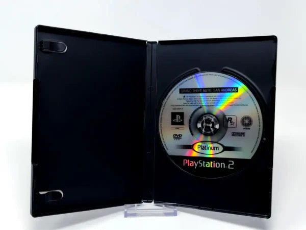 Interior del juego Grand Theft Auto: San Andreas (ESP) (Platinum) (Rebajado) para PlayStation 2 con disco y manual