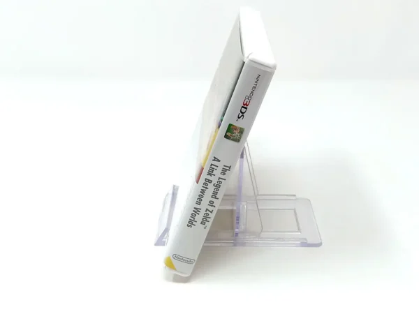 Lateral de la caja de The Legend of Zelda: A Link Between Worlds (ESP) para Nintendo 3DS