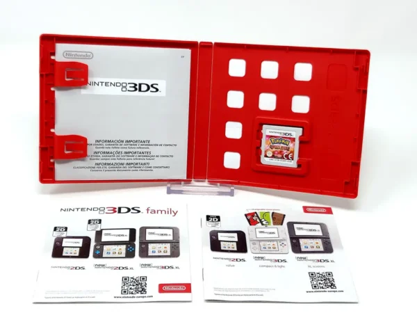 Interior del juego Pokemon Rubí Omega (ESP) para Nintendo 3DS con disco y manual
