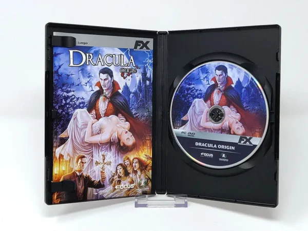Interior del juego Dracula Origin (ESP) para PC con disco y manual