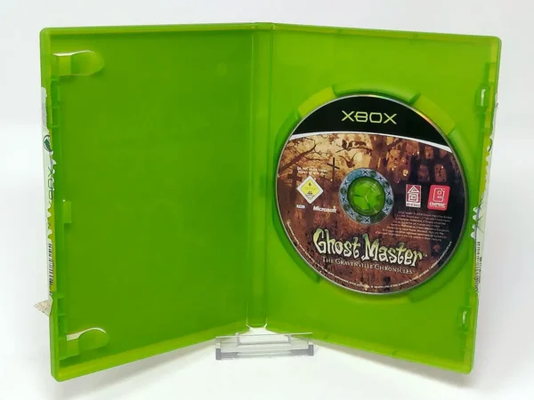 Interior del juego Ghost Master: The Gravenville Chronicles (ESP) (Rebajado) para XBOX con disco y manual