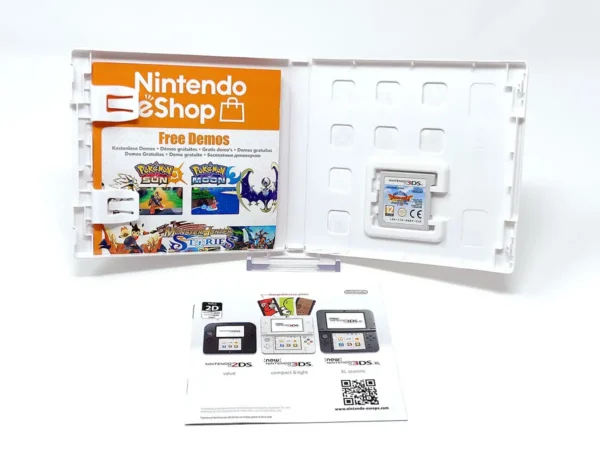 Interior del juego Dragon Quest VIII: El Periplo del Rey Maldito (ESP) para Nintendo 3DS con disco y manual