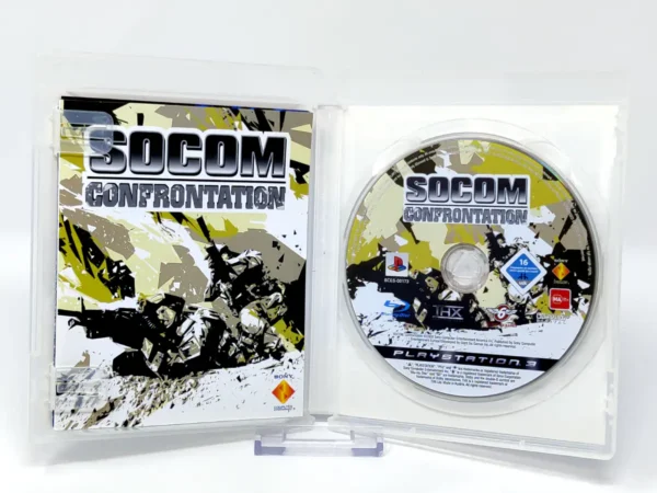 Interior del juego SOCOM: Confrontation (ESP) para PlayStation 3 con disco y manual