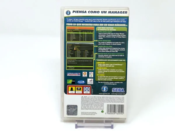 Parte trasera de Football Manager Handheld 2007 (ESP) para PSP, edición PAL España