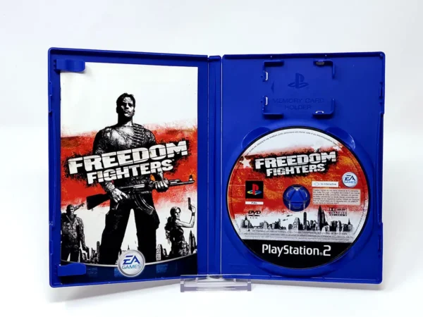 Interior del juego Freedom Fighters (ESP) para PlayStation 2 con disco y manual