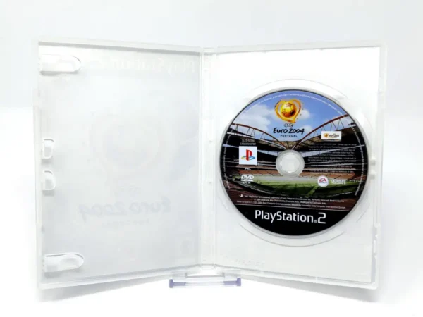 Interior del juego UEFA Euro 2004: Portugal (ESP) (Rebajado) para PlayStation 2 con disco y manual