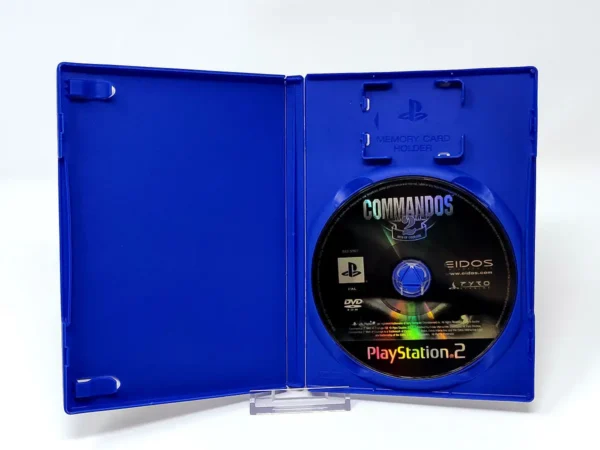 Interior del juego Commandos 2: Men of Courage (FRA) (Rebajado) para PlayStation 2 con disco y manual