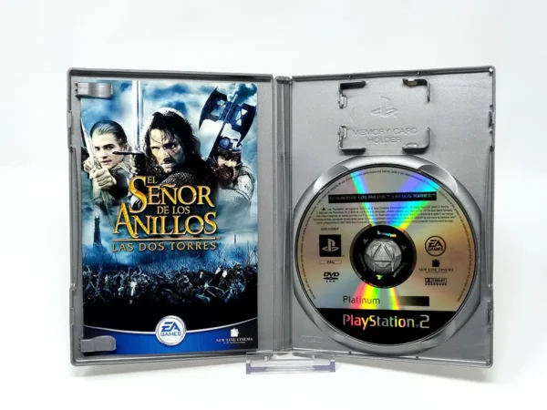 Interior del juego El Señor de los Anillos: Las Dos Torres (ESP) (Platinum) para PlayStation 2 con disco y manual