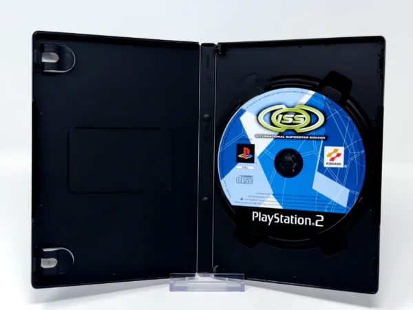 Interior del juego International Superstar Soccer (ESP) (v1) (Rebajado) para PlayStation 2 con disco y manual