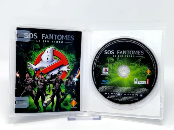 Interior del juego S.O.S. Fantômes: Le Jeu Vidéo (Edition Spéciale) (FRA) para PlayStation 3 con disco y manual