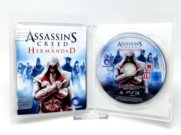 Interior del juego Assassin's Creed: La Hermandad (Edición Especial) (ESP) para PlayStation 3 con disco y manual