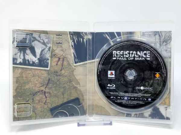 Interior del juego Resistance: Fall of Man (ESP) (Rebajado) (v2) para PlayStation 3 con disco y manual