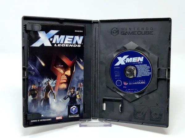 Interior del juego X-Men Legends (ESP) para Nintendo GameCube con disco y manual